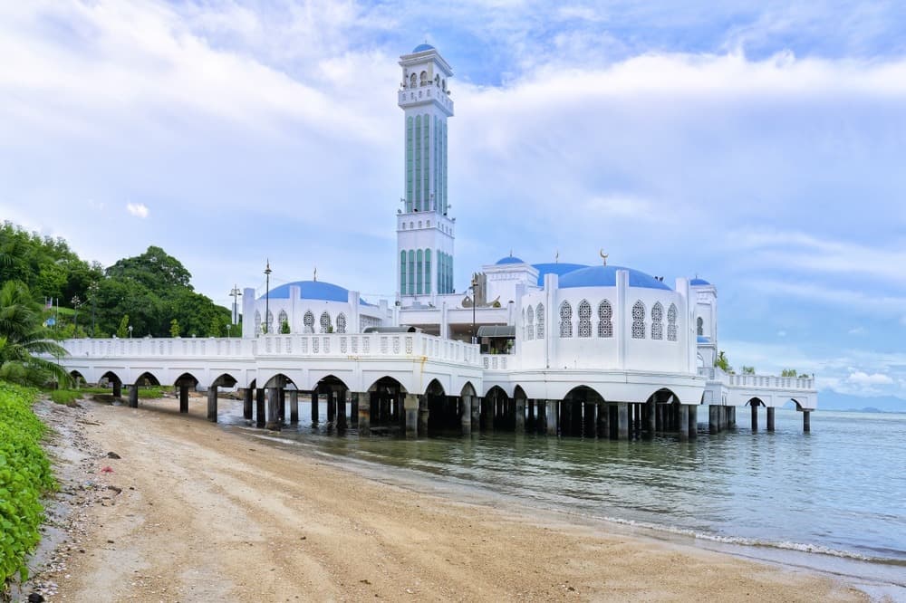 shutterstock 2669975791 george town
