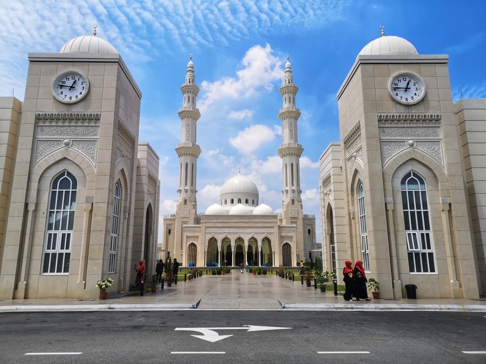 Religion in Malaysia: Behavioral Guidelines